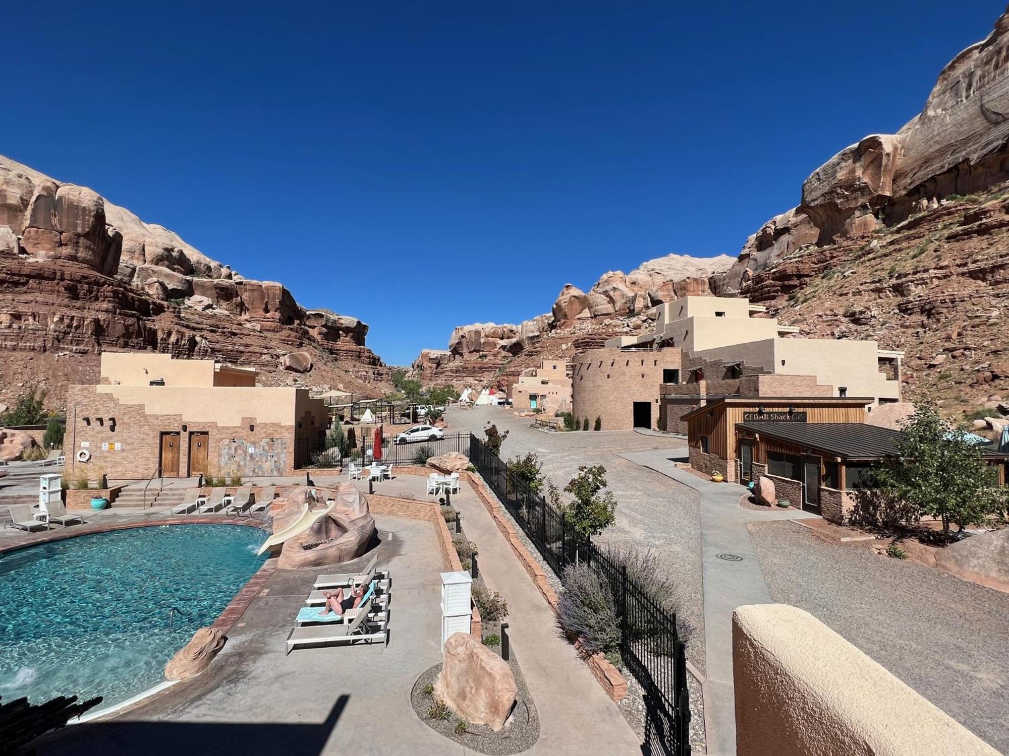 Bluff Dwellings Resort מראה חיצוני תמונה