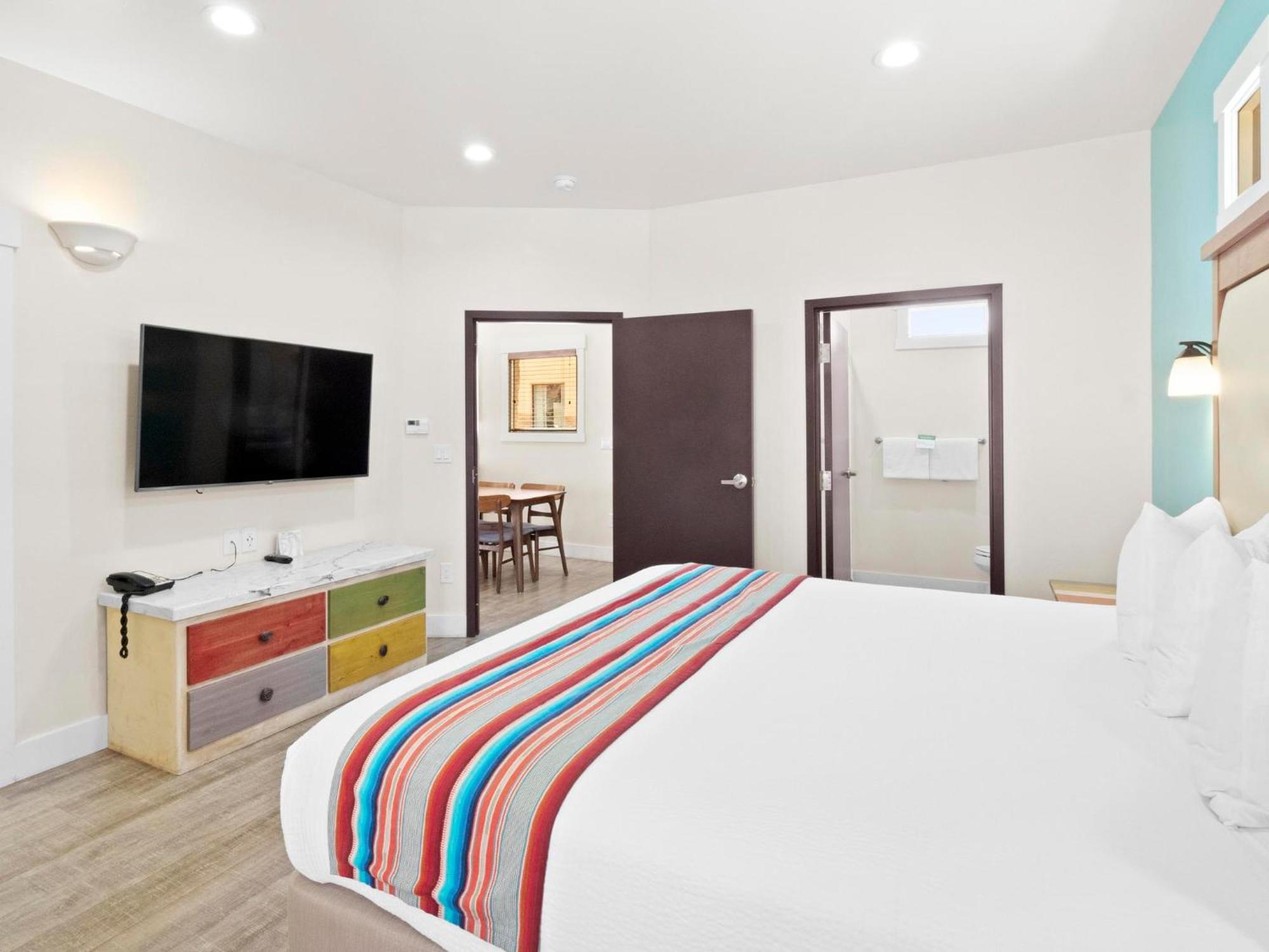 Bluff Dwellings Resort מראה חיצוני תמונה